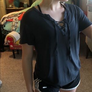 American Eagle t shirt